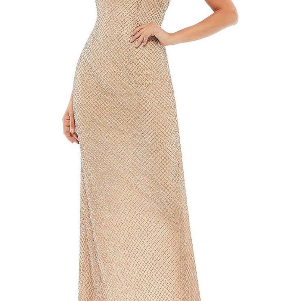 MAC DUGGAL

White Beaded Spaghetti Strap Column Gown